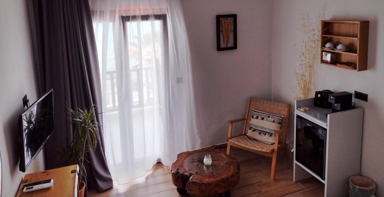 Eleni'S Sea View Adults Only เปฟโกโฮรี ภายนอก รูปภาพ